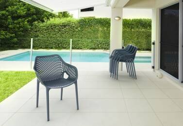 5_air_xl_miljobild_36 AIR XL - En bekväm stapelbar fåtölj